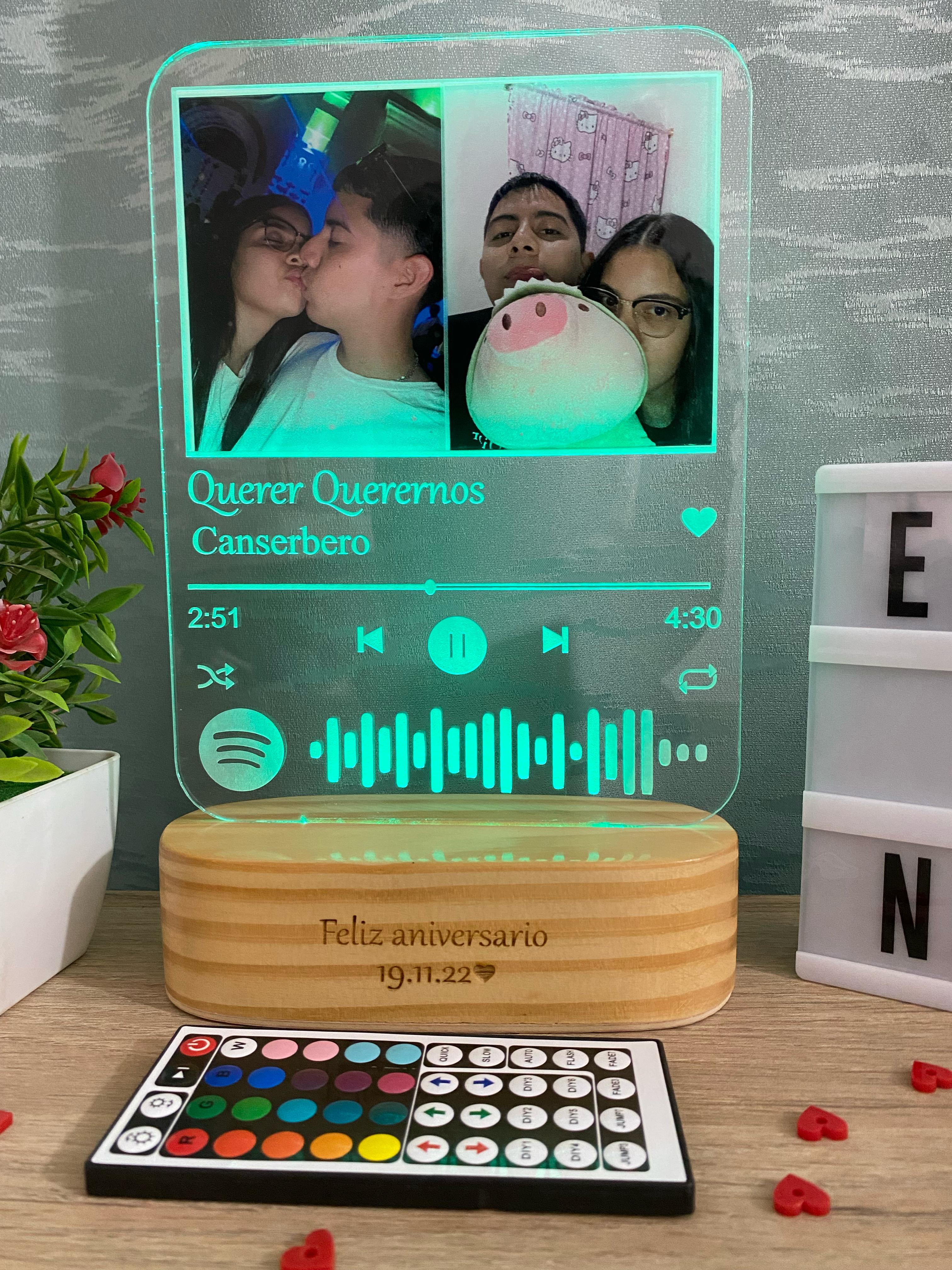 Lámpara led estilo Spotify o mensaje
