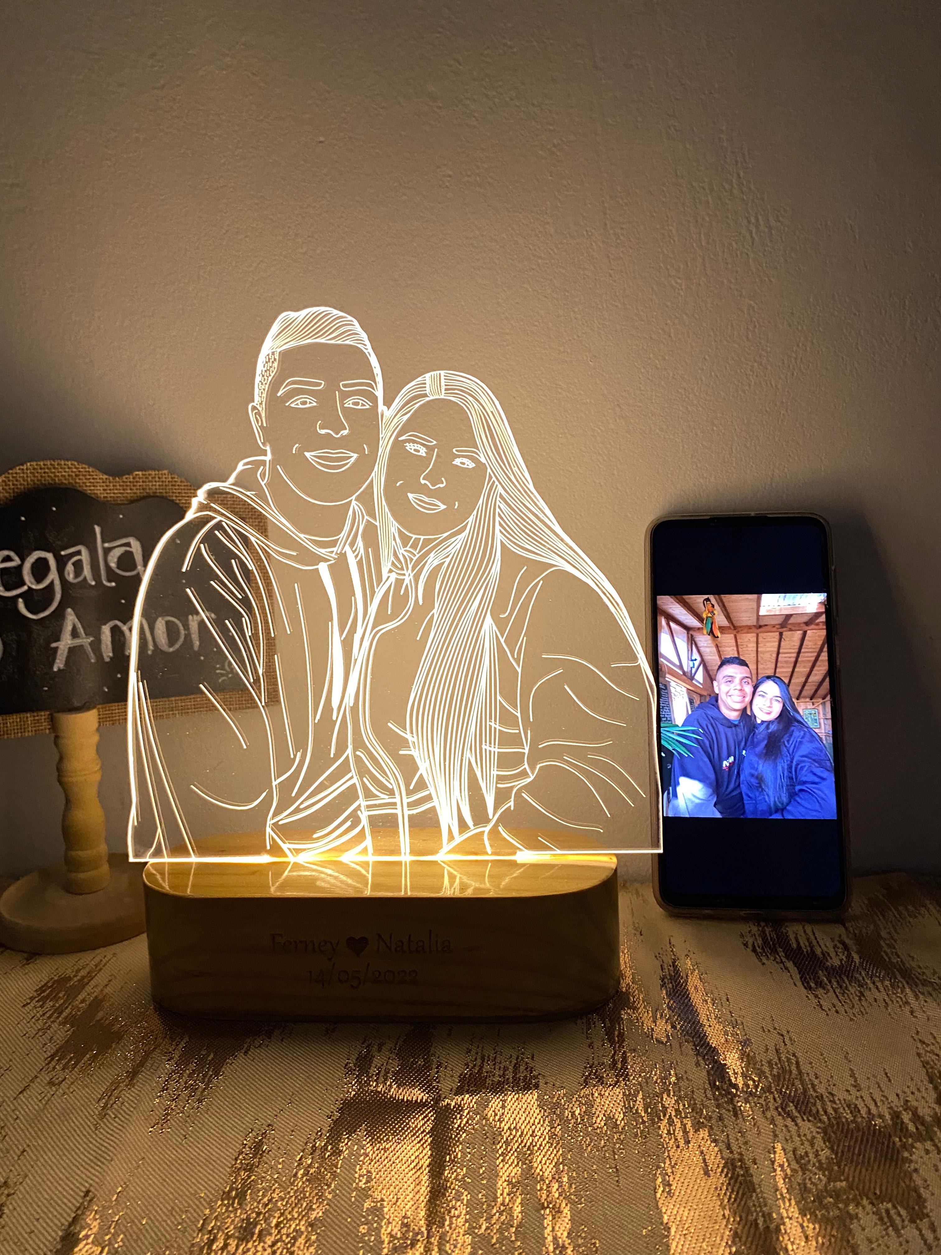 Lámpara base en madera luz de un solo color