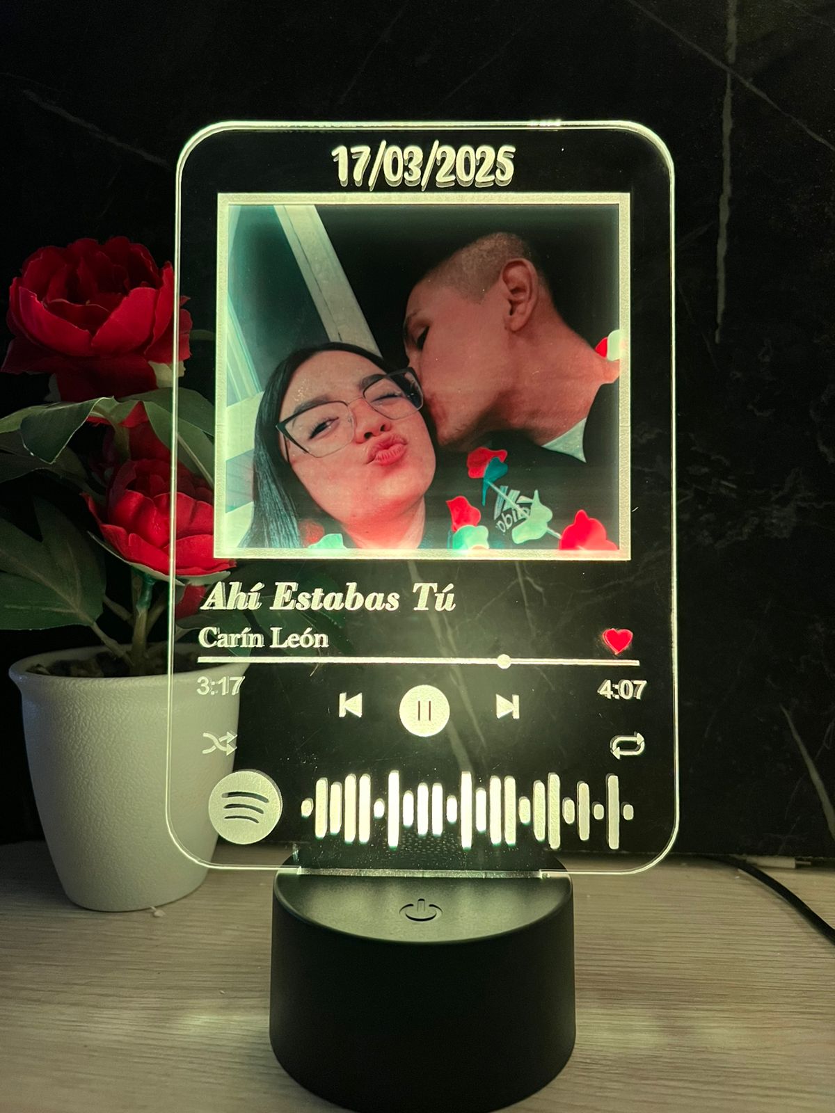 Lámpara led estilo Spotify o mensaje