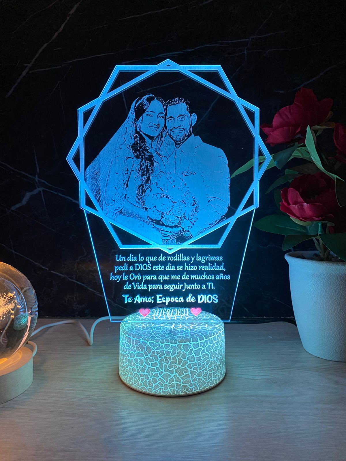 Lámpara led base blanca craquelada multicolor